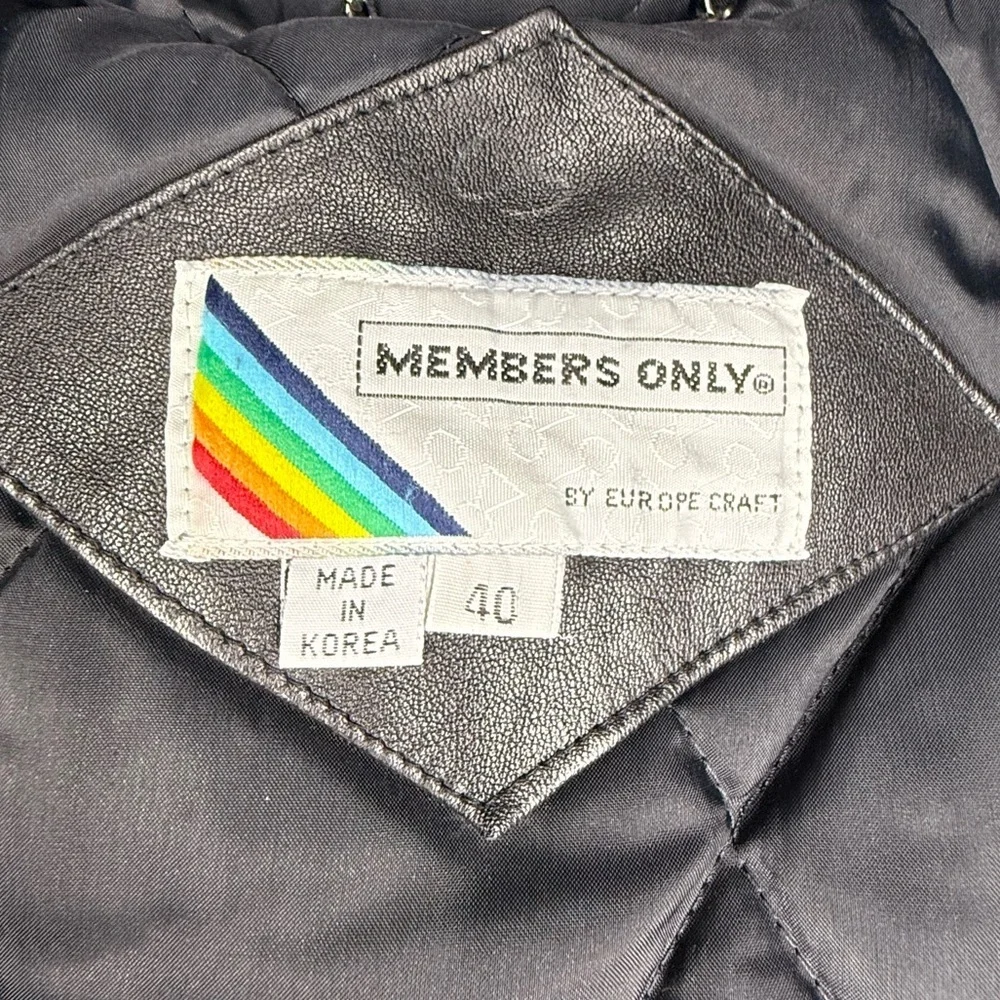 Vintage MEMBERS ONLY Black Leather Bomber Flight Jacket Fur Collar Men’s Sz 40 M